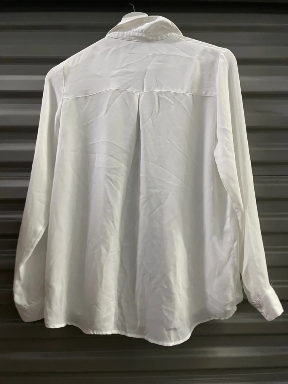 H&M White Men's Long-Sleeve Dress Shirt - Picture 3 of 4